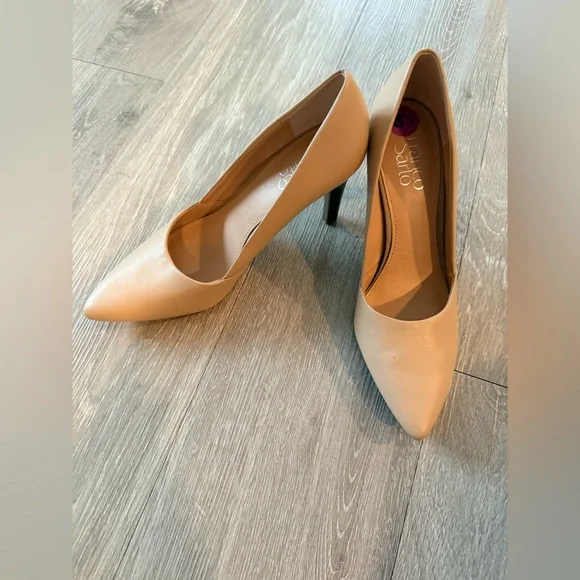 Franco Sarto Beige Pointed-Toe Leather Pumps - Picture 5 of 8